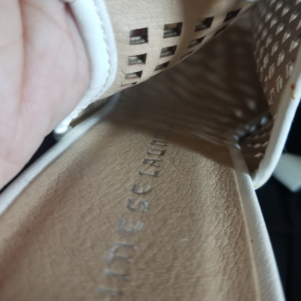 Chinese Laundry White Wedge Sandals - Picture 3 of 6
